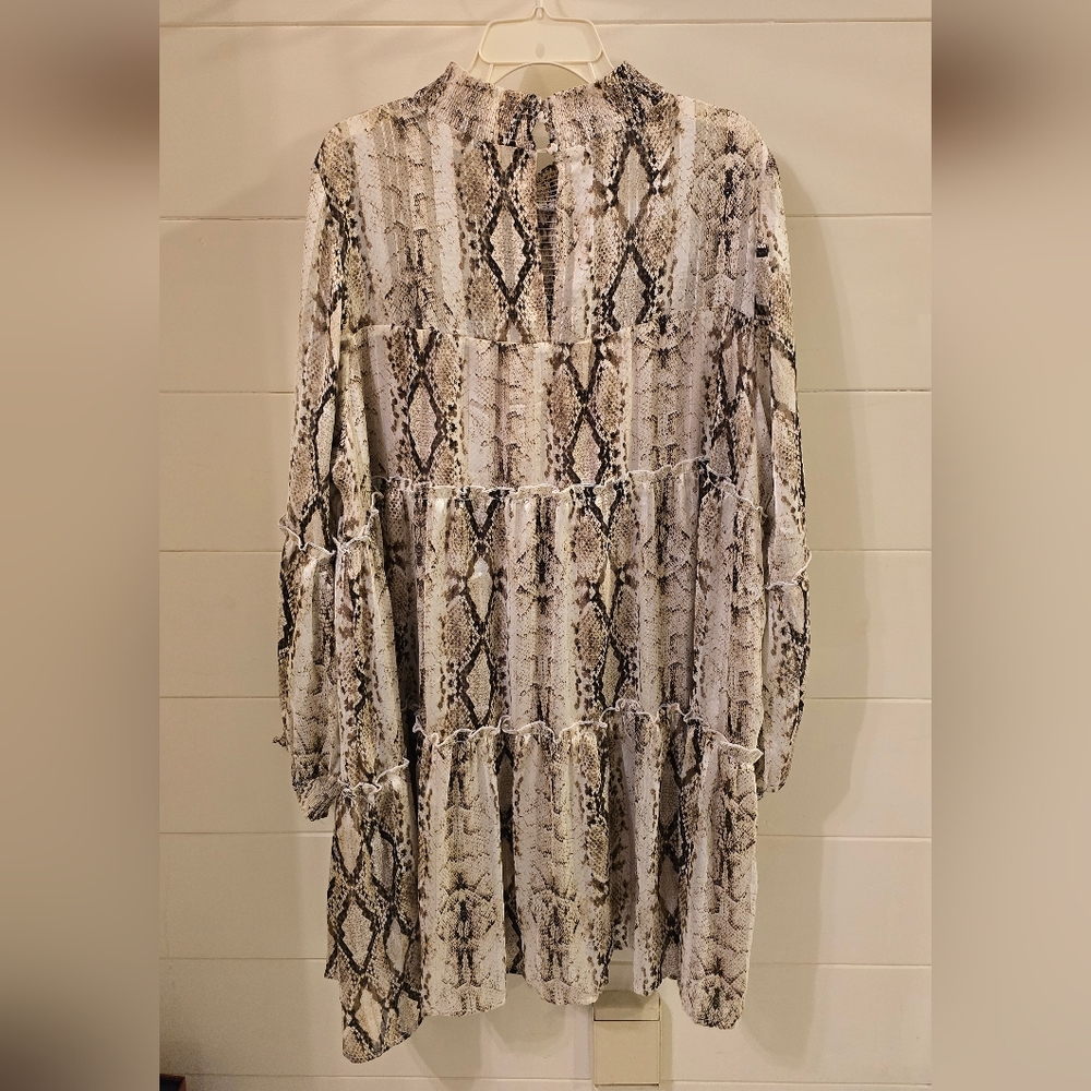 Snakeskin Stunner! Dress To Kill ;)